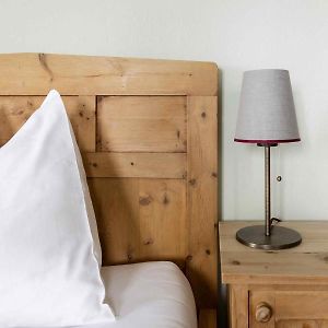 Zimmer mit Kingsize-Bett